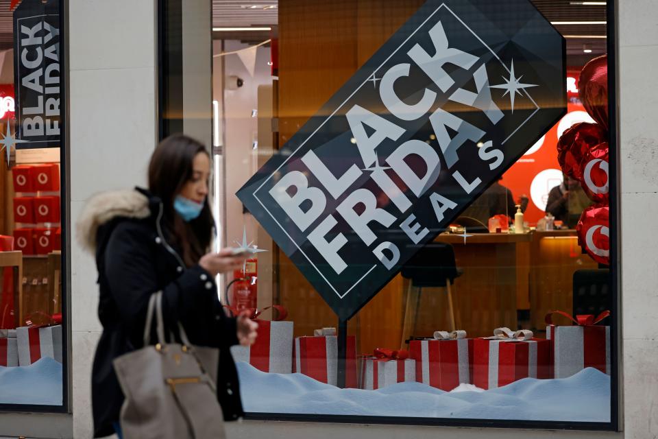 UK retail boost as Black Friday predicted to be biggest ever spending day