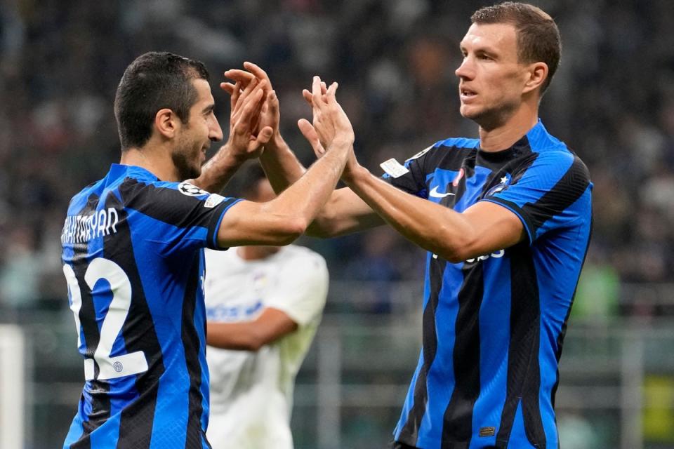 Edin Dzeko, right, scored twice for Inter (Luca Bruno/AP) (AP)