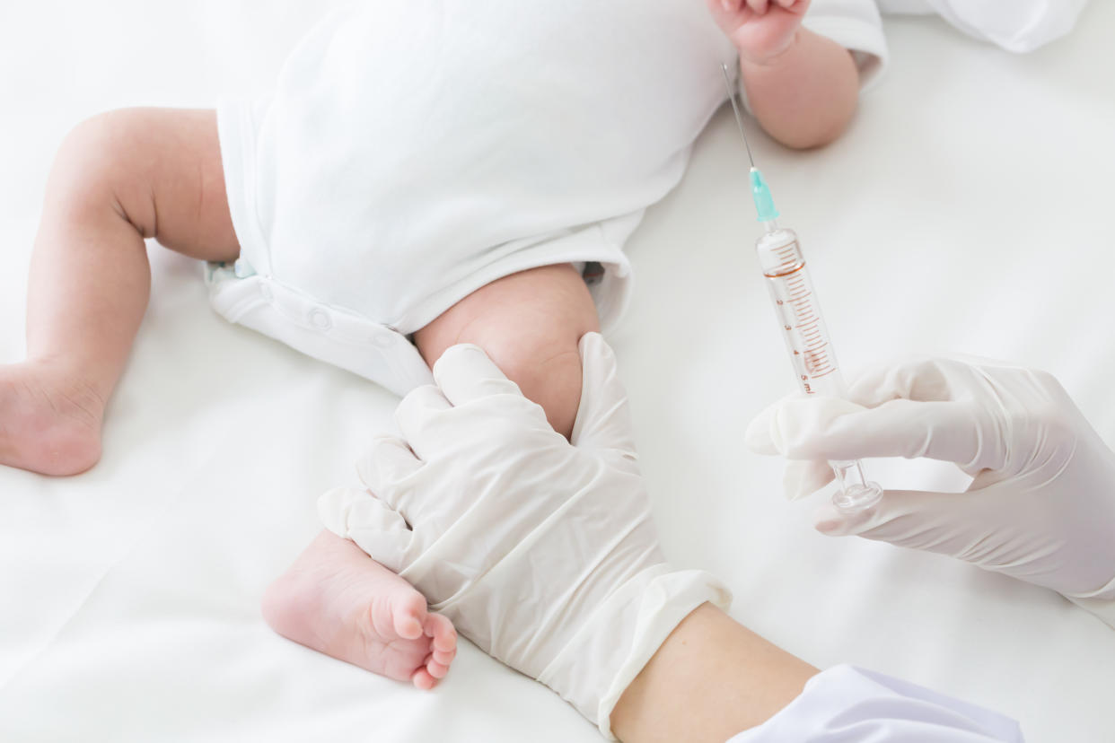 All babies should be vaccinated against hepatitis b at birth, an expert is warning [Photo: Getty]