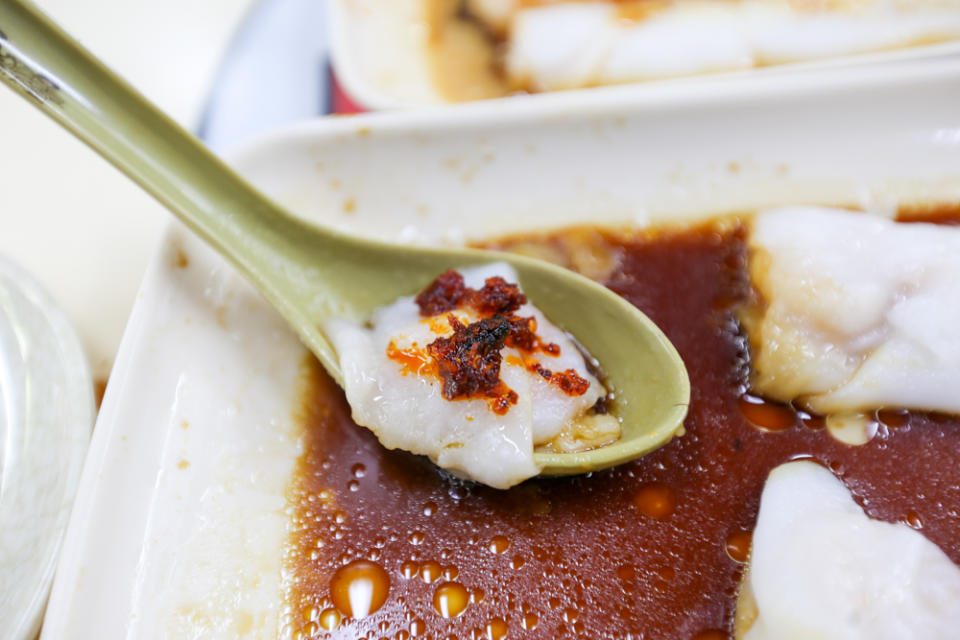 Sing Lung HK Cheong Fun - prawn cheong fun and chilli