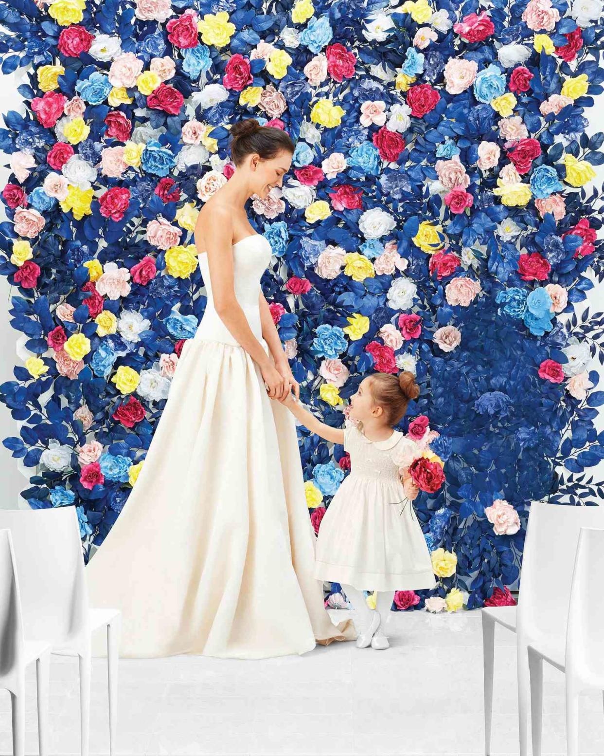 mbride-flower-girl-flower-wall-0637-d112701-comp.jpg