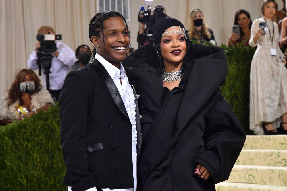 Pregnant Rihanna Bares Baby Bump While Attending Louis Vuitton Show in  Paris with A$AP Rocky!: Photo 4947885, ASAP Rocky, Pregnant Celebrities,  Rihanna Photos