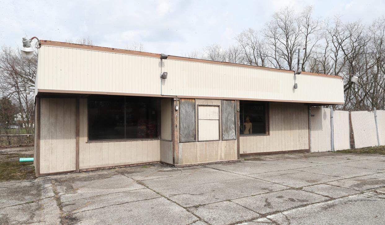 An external shot of the building at 9156 State Route 14 in Streetsboro. The building might be site of the Streetsboro's first marijuana dispensary.