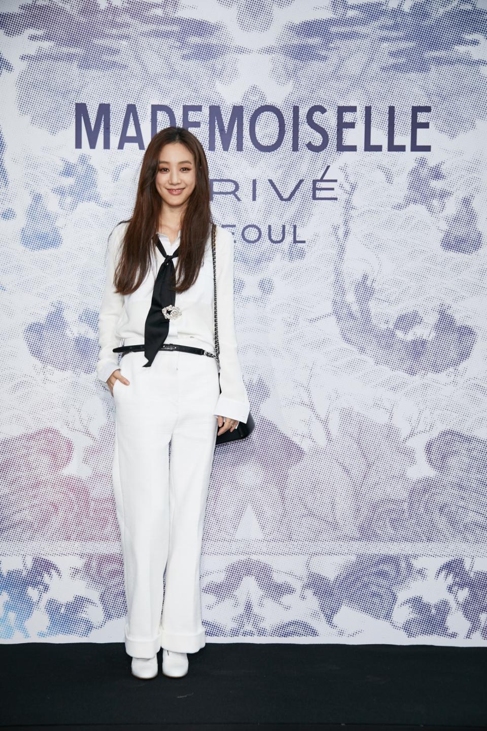 PHOTOS: Korean stars at CHANEL Mademoiselle Privé Exhibition in Seoul