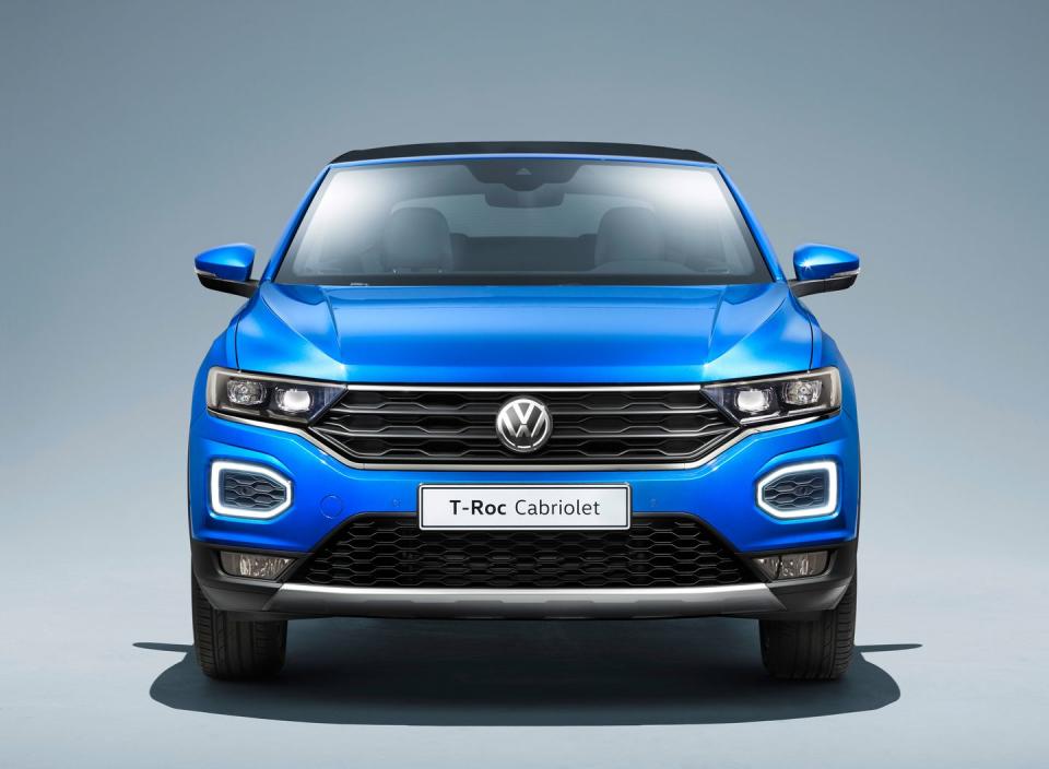 View Photos of the 2020 Volkswagen T-Roc Cabriolet