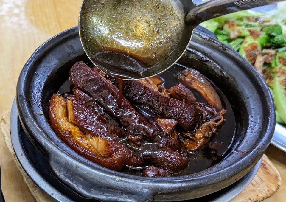 Brown food: look at the sauce in the braised pork shimmering in the light.