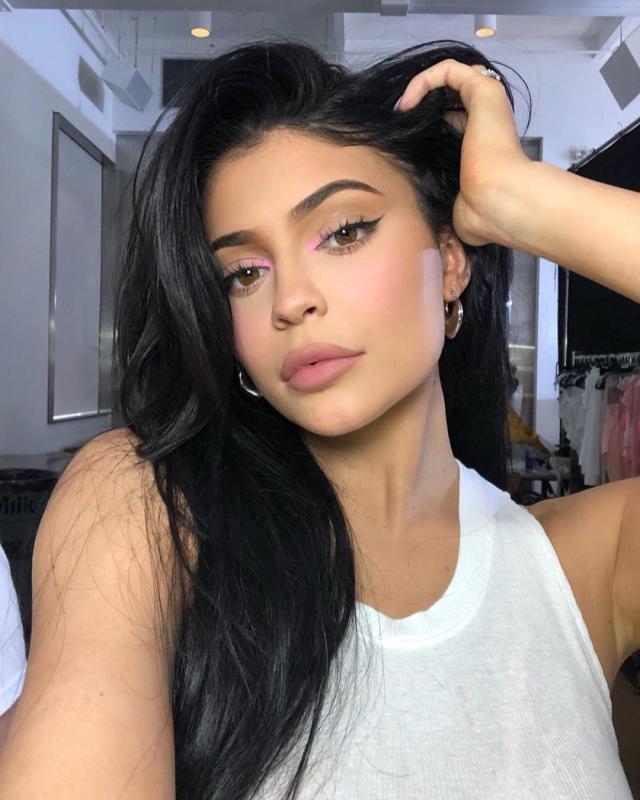 Kylie Jenner Debuts Her New Short Haircut!: Photo 3706777, Kris Jenner, Kylie  Jenner Photos
