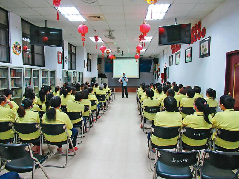 台北女子看守所被指控管理鬆散，去年起發生多起受刑人夾帶違禁品入監的情況。（翻攝台北女子看守所臉書）