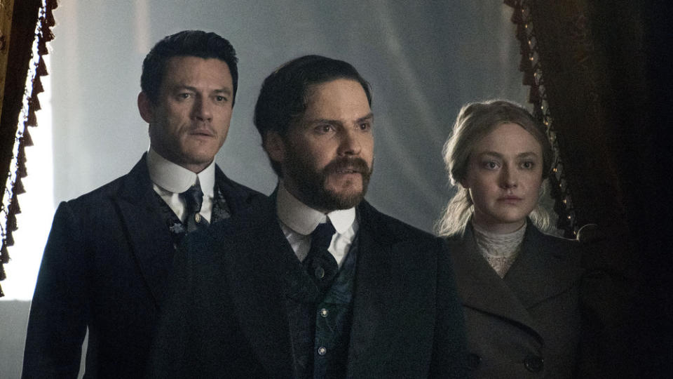 Daniel Brühl geht in Serie. In "The Alienist - Die Einkreisung" spielt er einen Psychologen, der einem Serienmörder das Handwerk legen will. Ein düsteres Katz-und-Maus-Spiel im New York des späten 19. Jahrhunderts.