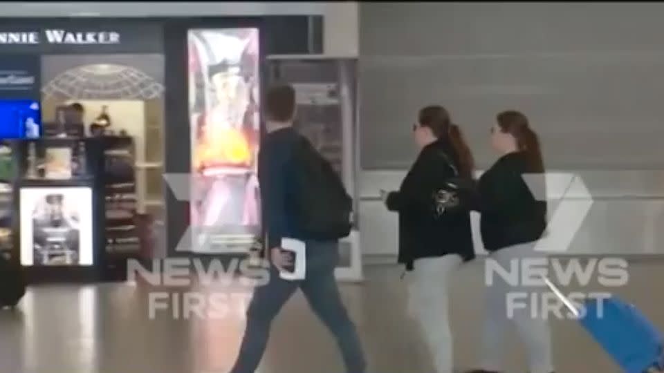 Lisa Evans and her sister Khala Sainsbury arrived shortly before midday local time. Source: 7 News