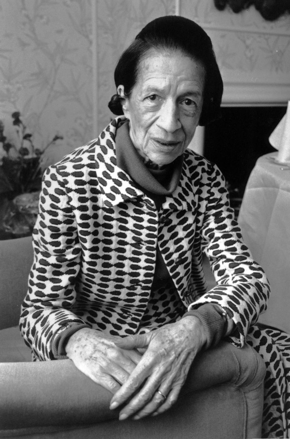 <h1 class="title">Diana Vreeland</h1><cite class="credit">Photo: Getty Images</cite>