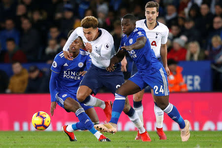 Soccer Football - Premier League - Leicester City v Tottenham Hotspur - King Power Stadium, Leicester, Britain - December 8, 2018 Tottenham's Dele Alli in action with Leicester City's Demarai Gray and Nampalys Mendy Action Images via Reuters/Ed Sykes