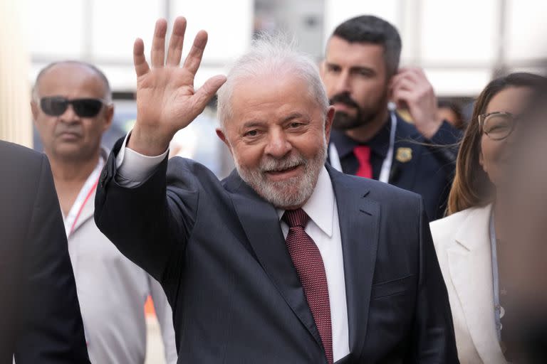 El presidente electo de Brasil, Luiz Inacio Lula da Silva, asumirá el cargo el 1 de enero próximo