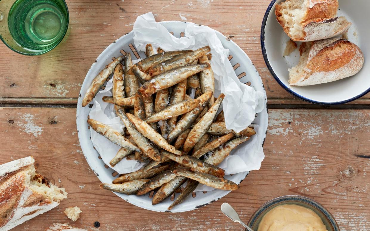 Whitebait with mayonnaise