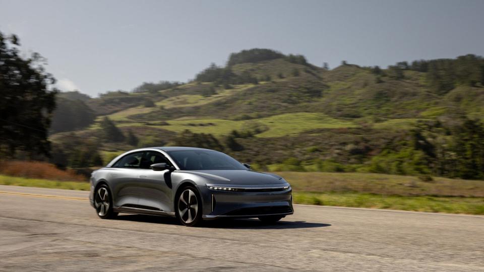 2024 lucid air