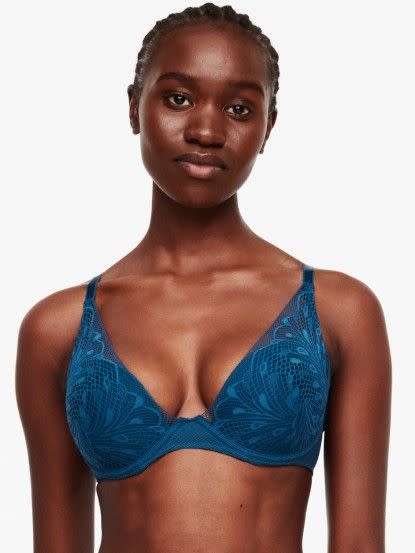 6) Thelma Plunge T-Shirt Bra