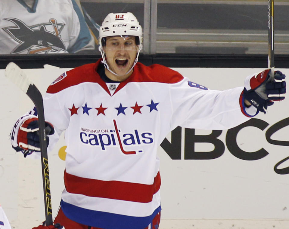 Washington Capitals&#39; Jay Beagle, reacts after scoring a goal against the San Jose Sharks during the first period of an NHL hockey game, Wednesday, Feb. 11, 2015, in San Jose, Calif. (AP Photo/George Nikitin)