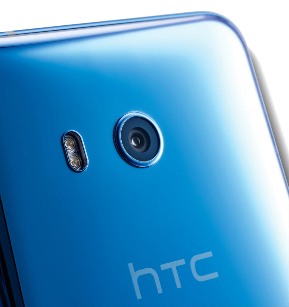 <p><strong>14- HTC</strong><br>Le fabricant taïwanais a dernièrement dévoilé lors du MWC 2019 son “Desire 12s”, un nouveau smartphone dit “entrée de gamme” qui devrait encore ravir les adeptes de la marque qui font confiance depuis des années aux téléphones de ce constructeur. Celui-ci obtient une note de 90.9/100. Crédit photo : Getty </p>