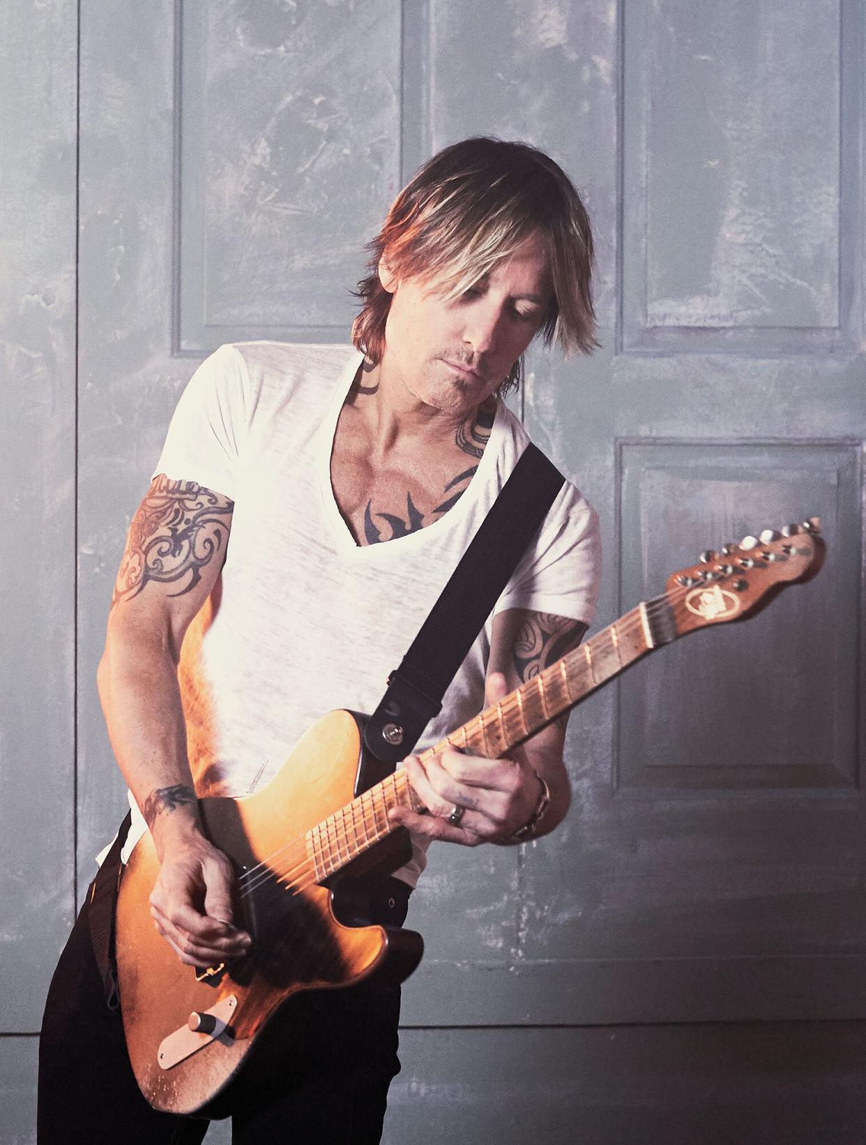 Keith Urban Dishes on New Vegas Residency, Different Ways To Release Music: ‘There’s No Center Anymore’