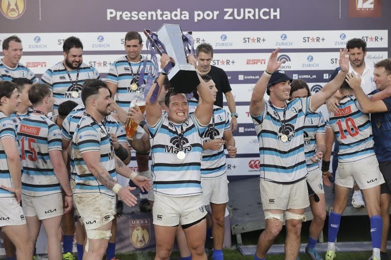 Una vez más, San Isidro Club es el campeón de la Unión de Rugby de Buenos Aires: en un electrizante desenlace, derrotó por 15-12 a Alumni y conquistó el Top 12 en la cancha de CASI.