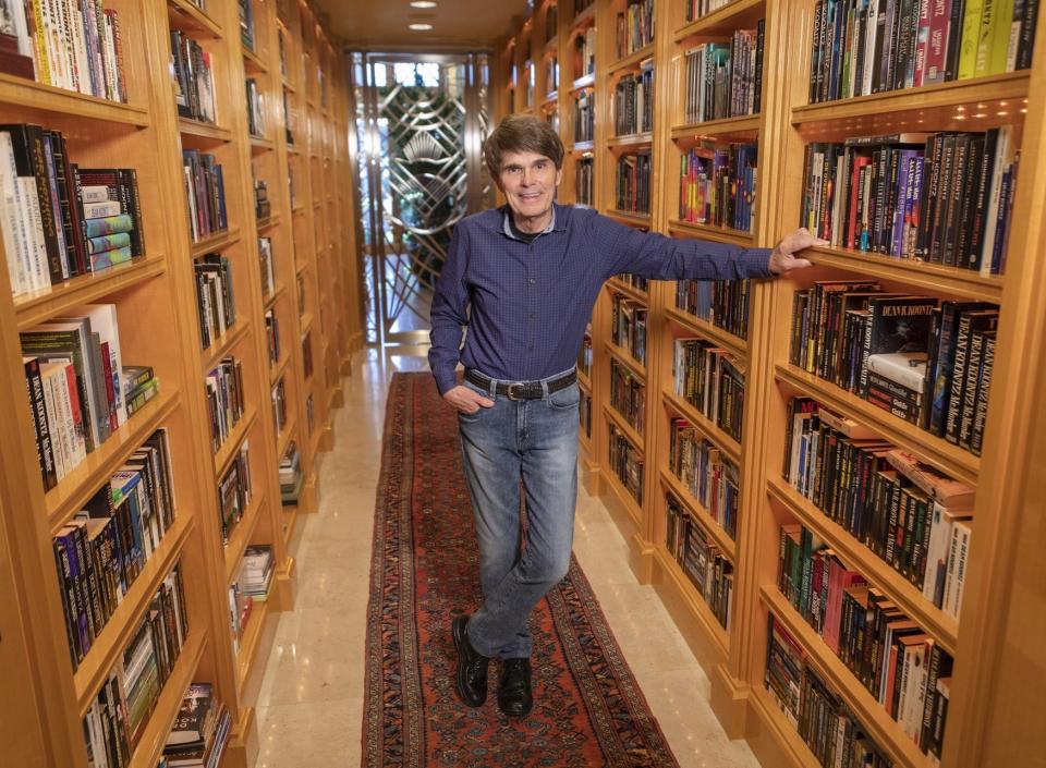 Best-selling author Dean Koontz will share writing ideas during a Zoom meeting hosted by the High Desert Branch of the California Writers Club.