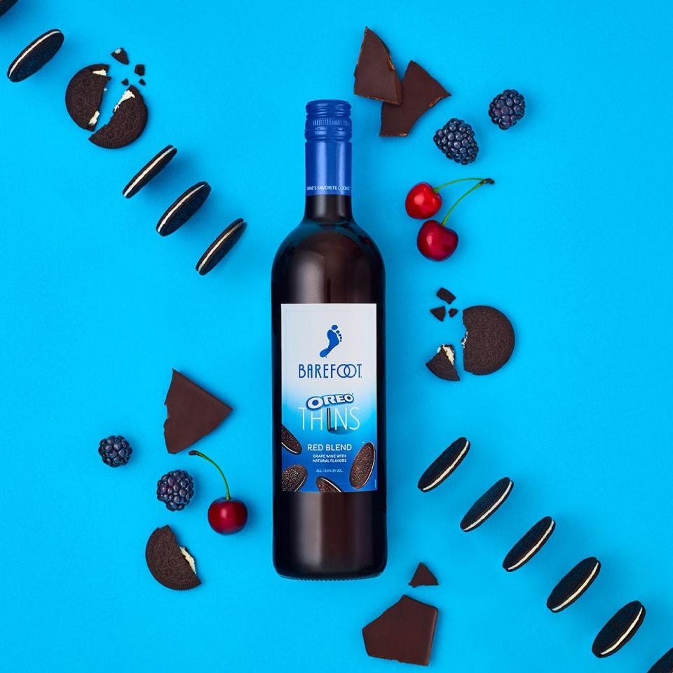 Oreo and Barefoot have teamed up to create Barefoot x Oreo Thins Red Blend Wine.