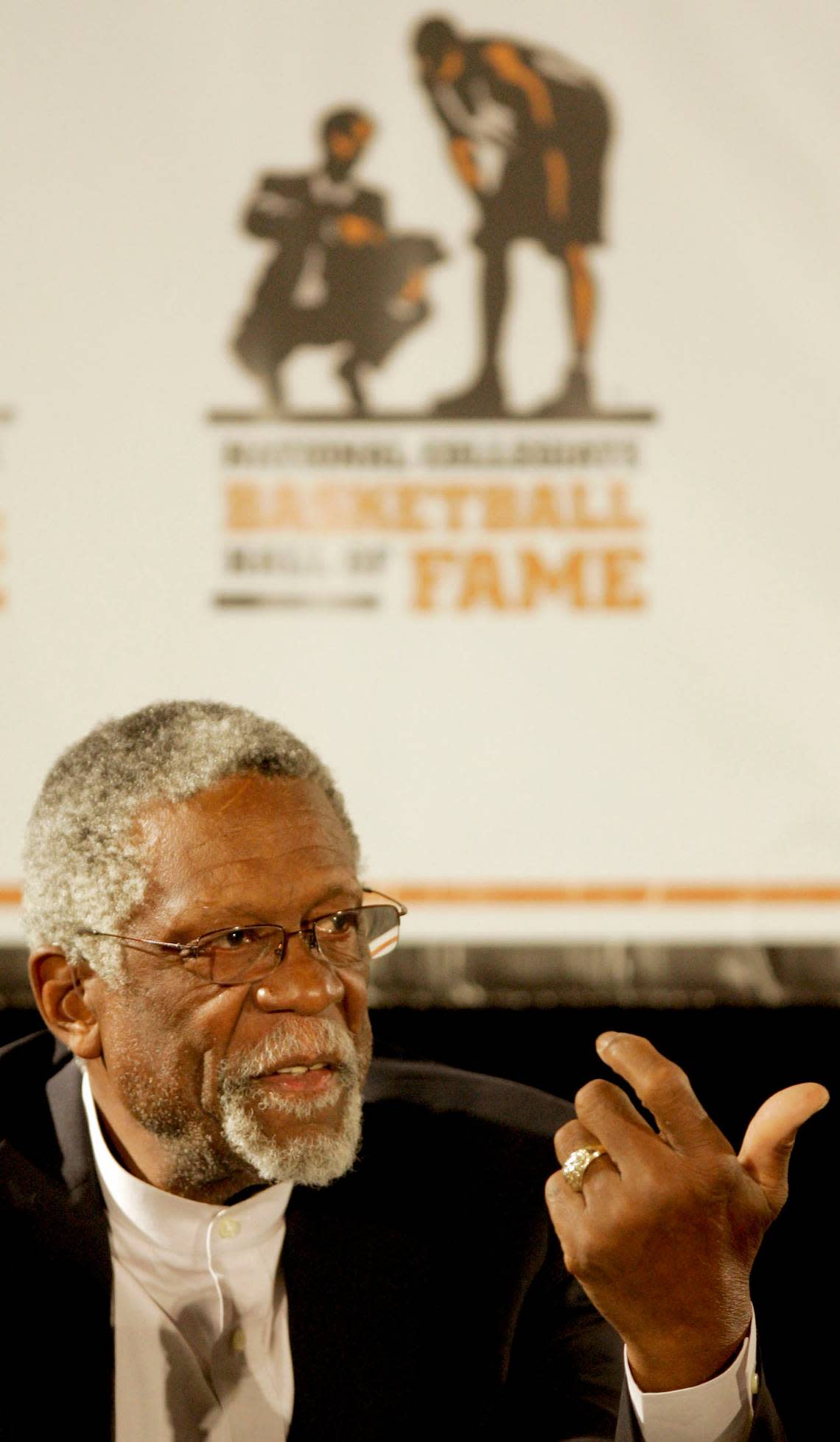 Bill Russell spoke before the National Collegiate Basketball Hall of Fame founding class of 2006 induction celebration at the Crown Center Exhibit Hall.