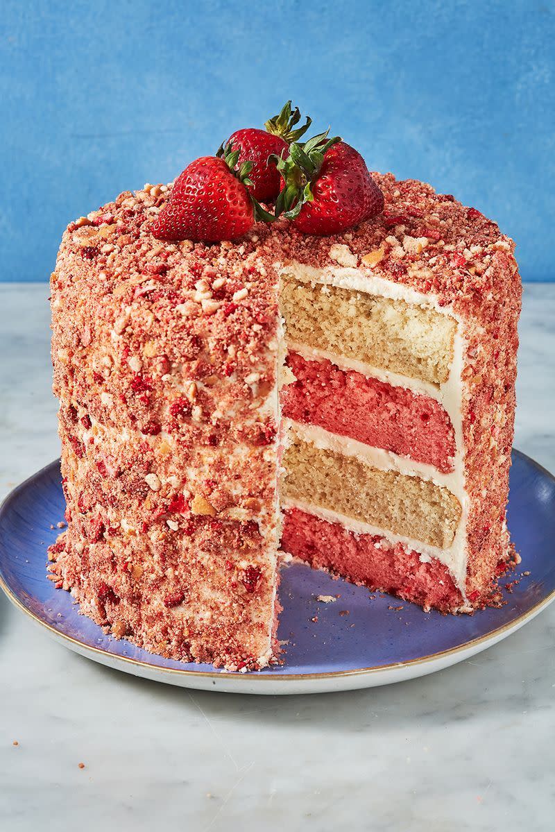 Strawberry Crunch Cake