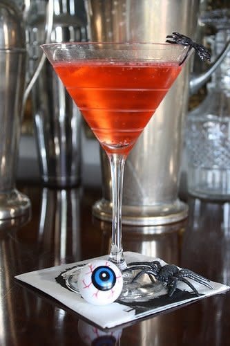 <strong>Get the <a href="http://www.huffingtonpost.com/2011/10/27/ghoul-tini_n_1061462.html">Ghoul-tini Cocktail recipe</a></strong>