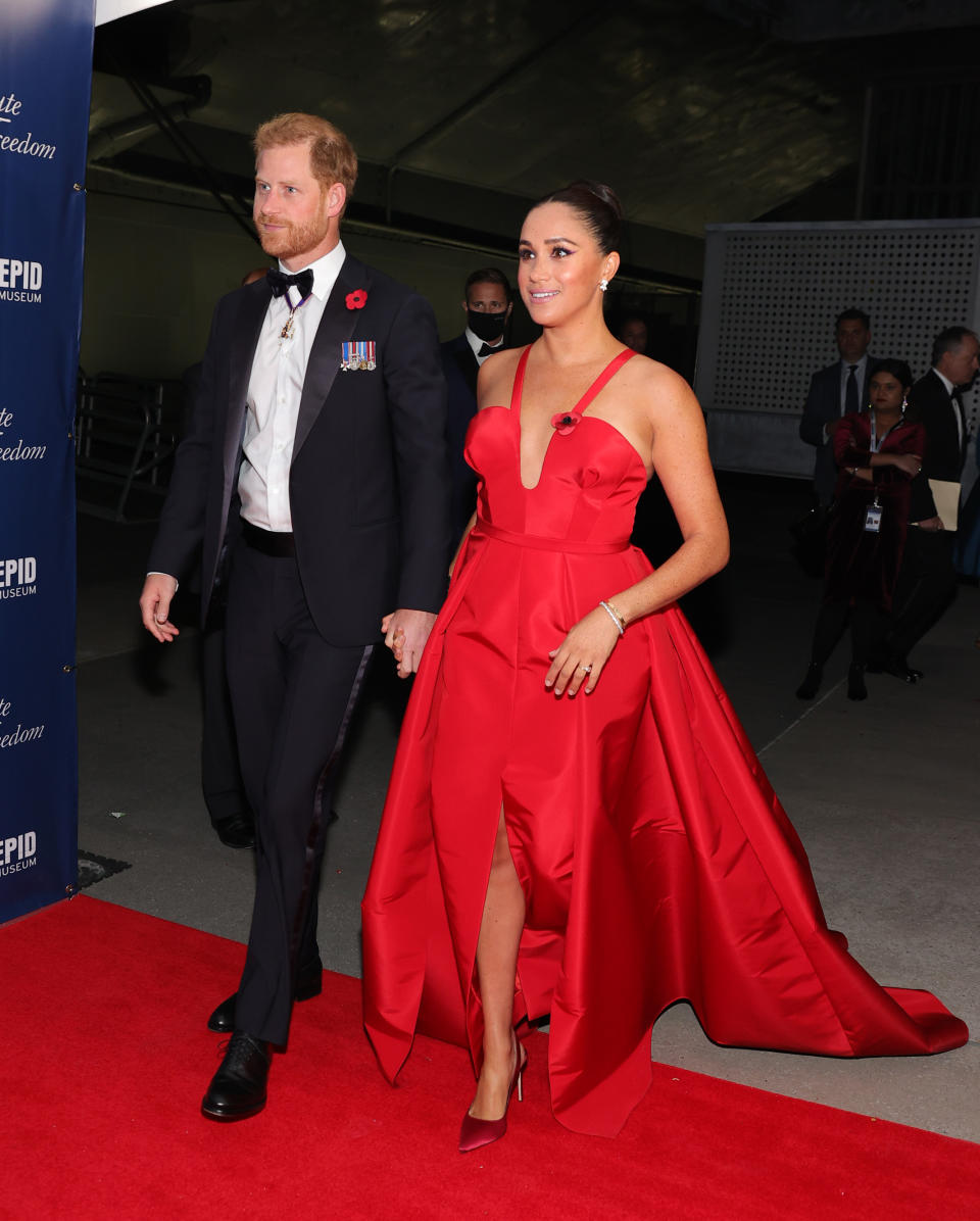 Meghan and Prince Harry arrive at the Intrepid Museum's 2021 Salute to Freedom gala. (Getty Images)