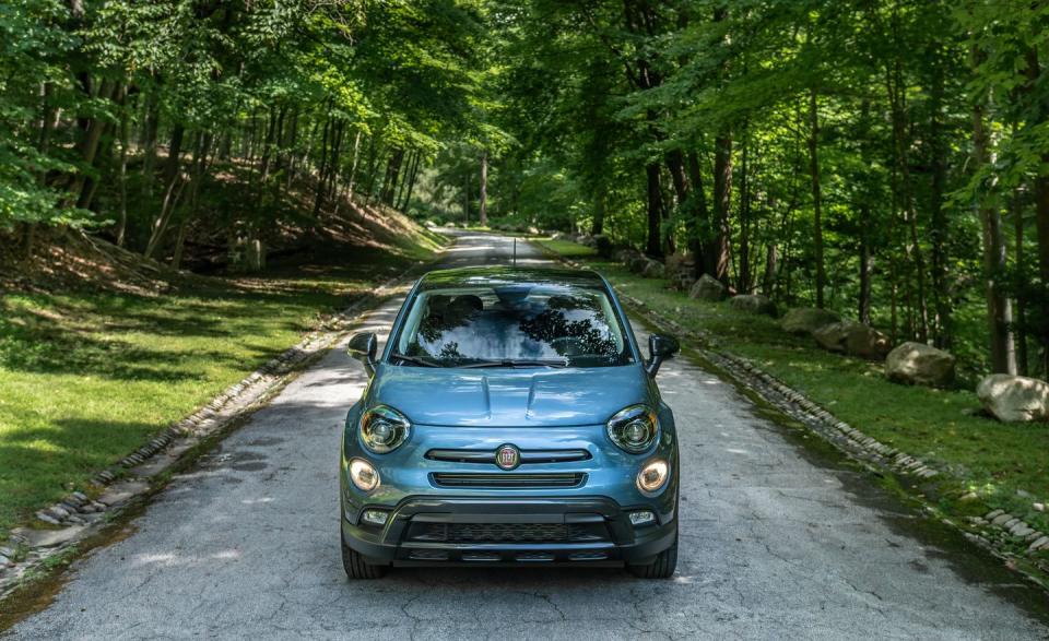 View Photos of the 2019 Fiat 500X
