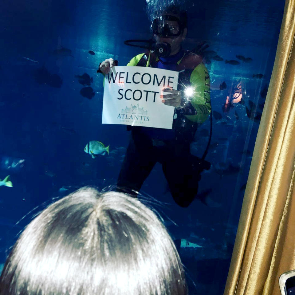 <p>Scott Disick got an unusual underwater welcome to the Atlantis resort in the Bahamas. His caption: "Normal." </p>