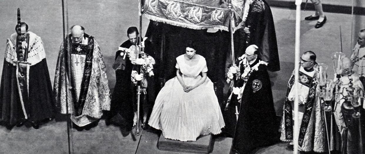 coronation of Elizabeth II of the United Kingdom. took place on 2 June 1953 at Westminster Abbey. London. Queen Elizabeth II. with the Duke of Edinburgh. at Buckingham Palace shortly after their return from Westminster Abbey. (Photo by: Universal History Archive/Universal Images Group via Getty Images)