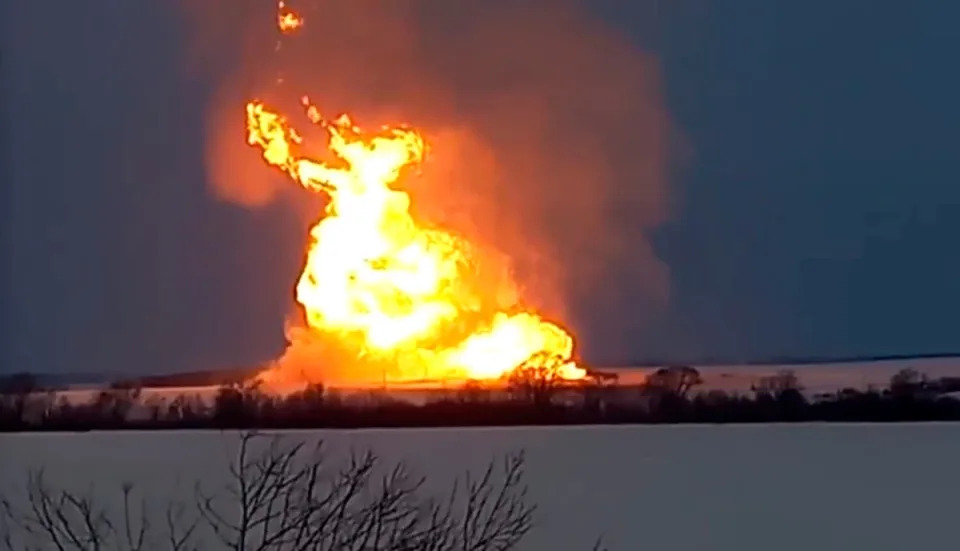 Explosion in Russian gas pipeline leaves 3 dead