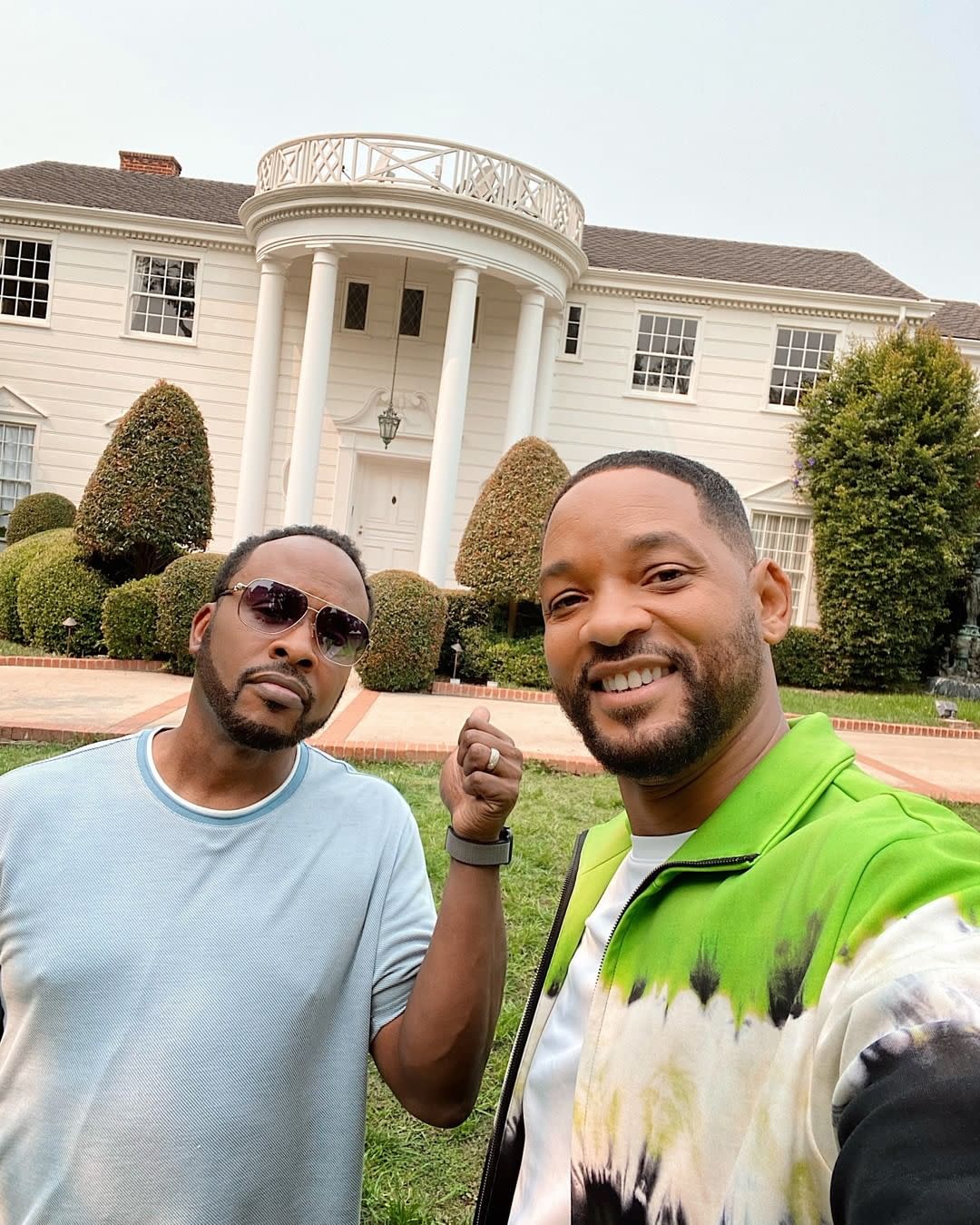 DJ Jazzy Jeff and Will Smith team up to put the "Fresh Prince of Bel-Air" mansion on Airbnb. (Photo: Instagram/Will Smith)