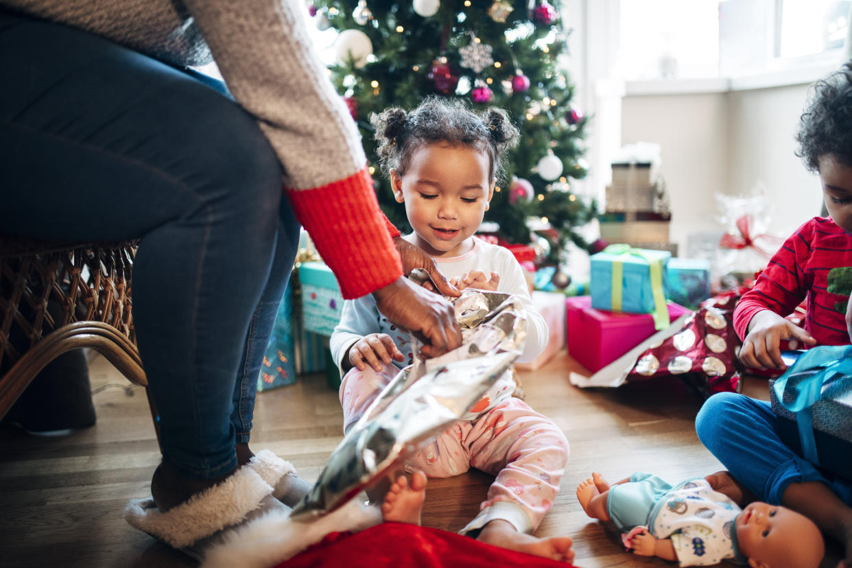 Many families set gift-giving guidelines to stay within a budget and keep their focus on the non-commercial aspects of the holidays. (Photo: SolStock via Getty Images)