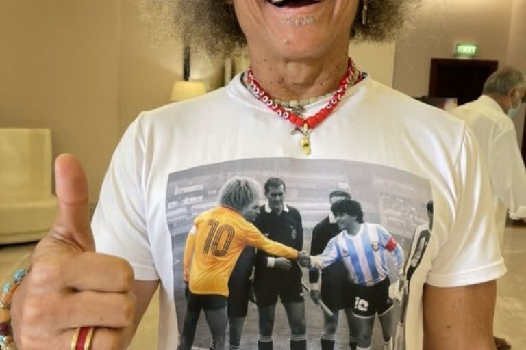 El Pibe y un estampado especial en su remera: el primer cruce en la cancha con Maradona, en 1987, por el tercer puesto de la Copa América, en el Monumental  