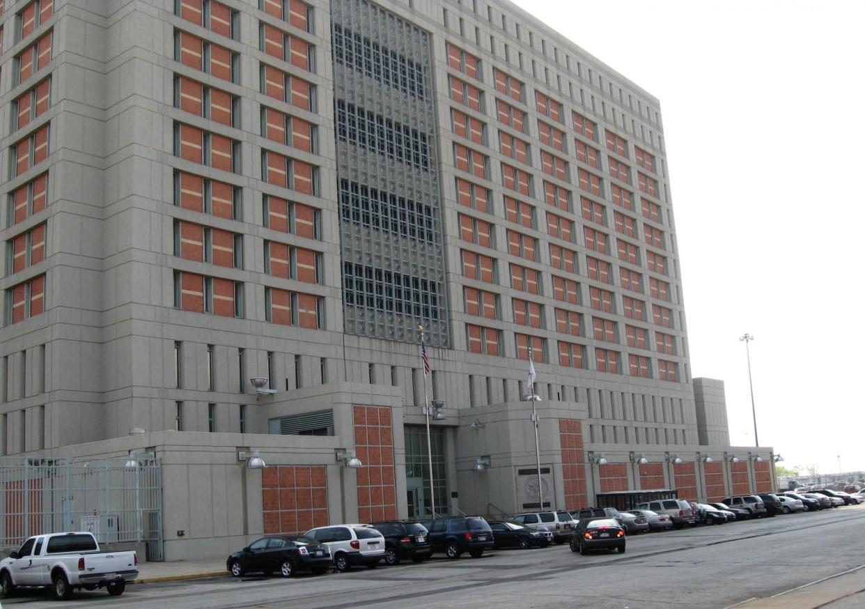 Brooklyn's Metropolitan Detention Centre: Jim Henderson