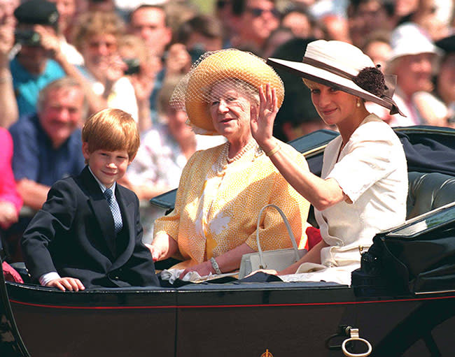 prince-harryqueen-mother