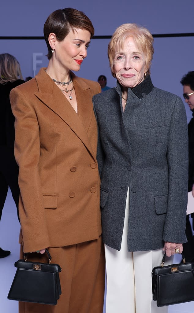 <p>Sarah Paulson & Holland Taylor</p>