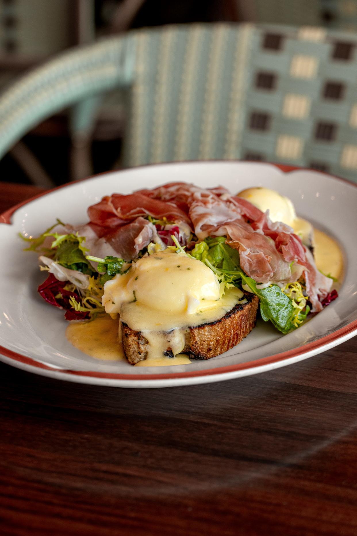 At both their West Palm Beach and Delray Beach locations, Elisabetta's will have an Italian Eggs Benedict with toasted artisan sourdough bread, poached eggs, prosciutto and béarnaise, served with a salad for their Easter special.