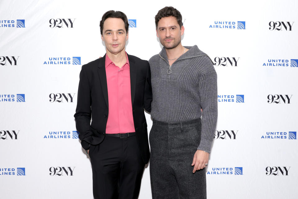 NEW YORK, NEW YORK - NOVEMBER 28: (L-R) Jim Parsons and Ben Aldridge attend an advance screening of "Spoiler Alert" at The 92nd Street Y, New York on November 28, 2022 in New York City. (Photo by Michael Loccisano/Getty Images)