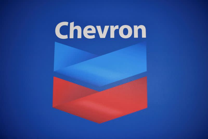 U.S. government grants six-month license allowing Chevron to boost oil output in Venezuela