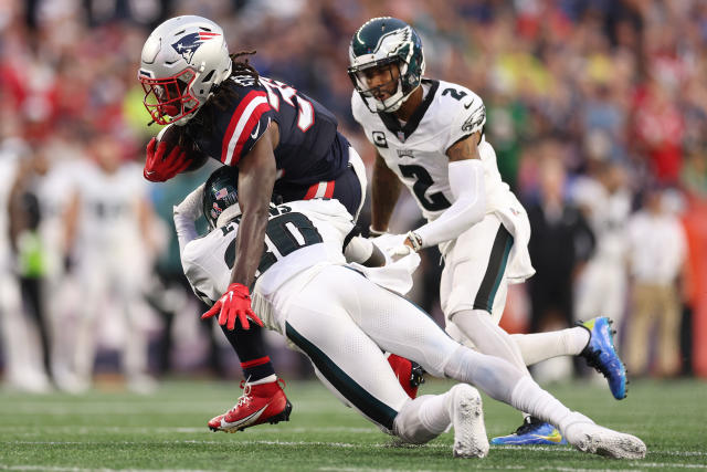 Eagles' season-opening victory over Patriots is ugly, with a capital UGH