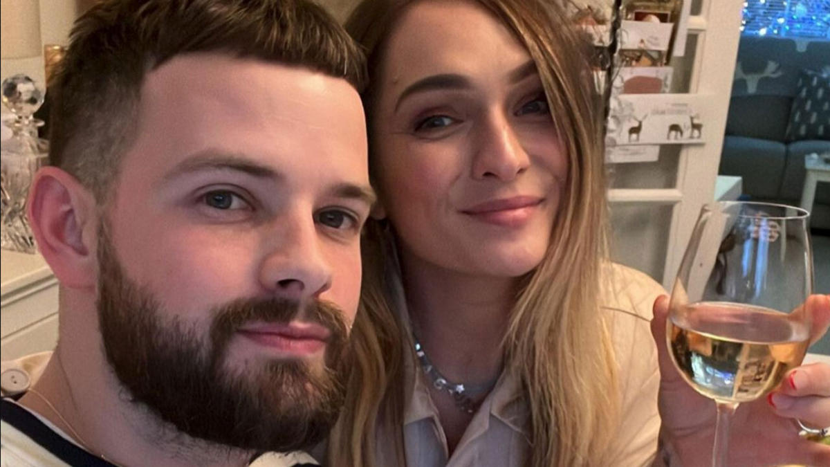 'X Factor' star Tom Mann reveals fiancée died on their wedding day: 'I am completely broken' - Yahoo Entertainment