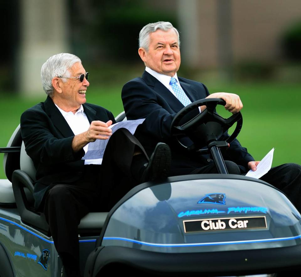 In 2009, former Bank of America CEO Hugh McColl Jr. and Carolina Panthers team owner Jerry Richardson made their way around the team’s practice fields in Charlotte during a Panthers practice.