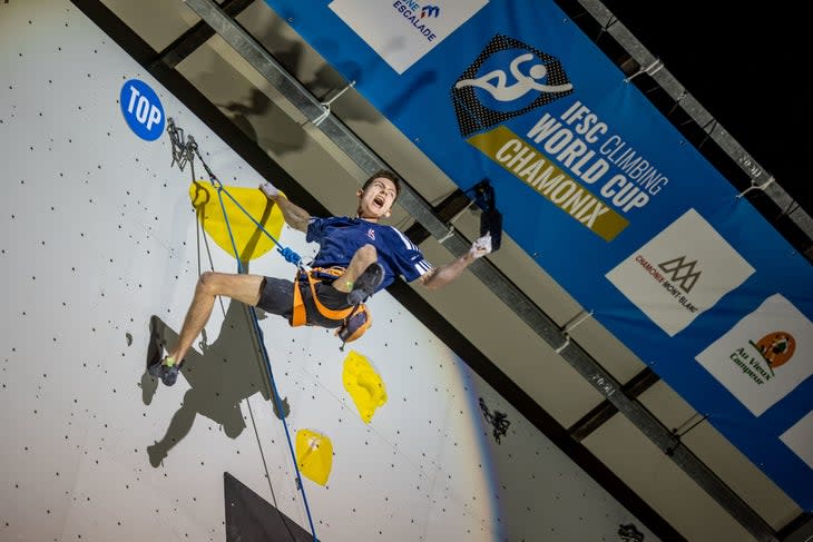 <span class="article__caption">Toby Roberts, at just 18, took gold.</span> (Photo: Jan Virt/IFSC)