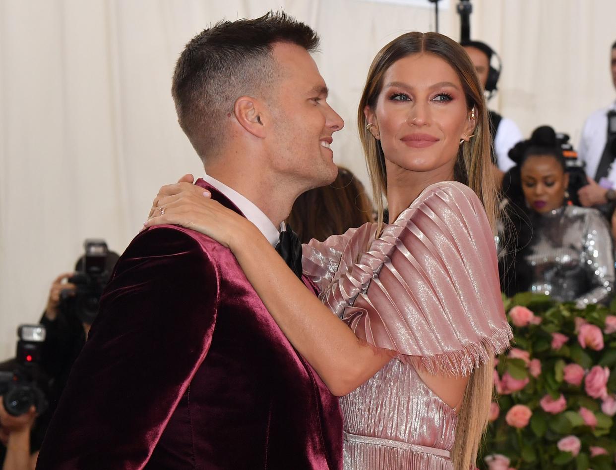 Gisele Bundchen, pictured with her husband Tom Brady, says she doesn’t like the term “stepmom.”  (Photo: ANGELA WEISS/AFP via Getty Images)