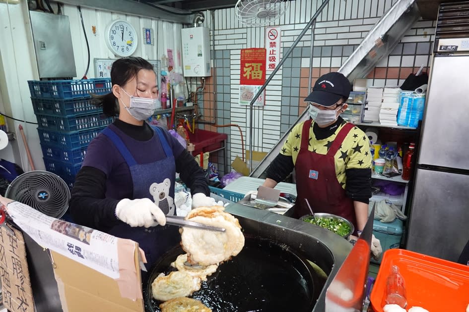 蘭陽溫泉暖湯二日旅跟我這樣排 三燔礁溪壽喜燒吃到飽、水草生態瓶DIY、餵小鹿喝ㄋㄟㄋㄟ