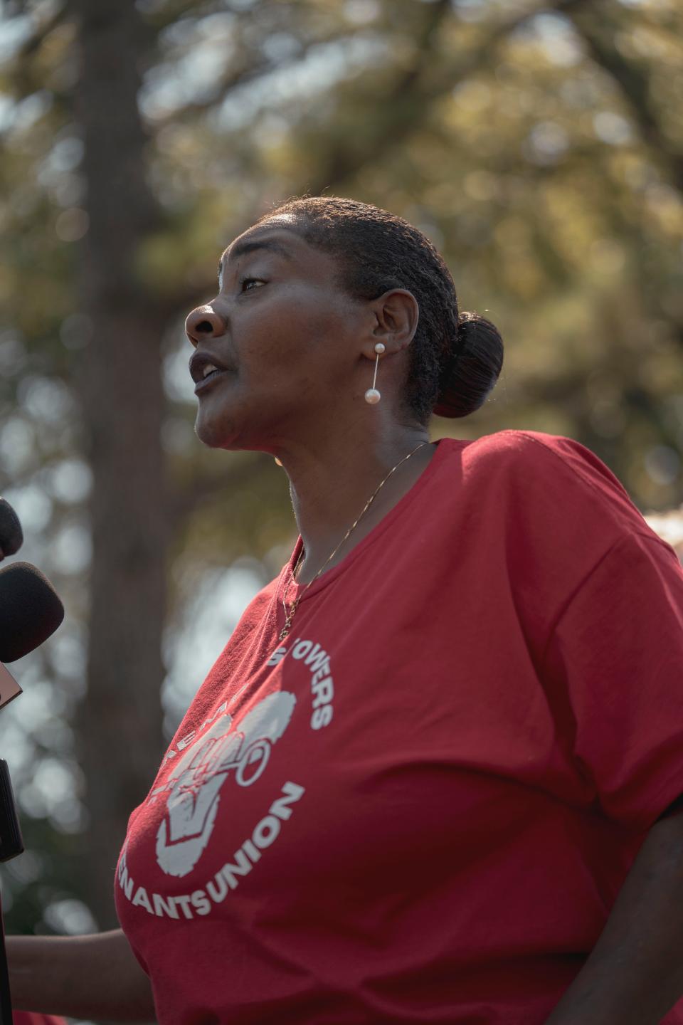 Sept. 26, 2023: MEMPHIS, TN - Andrea Smith speaks at a press conference outside of Memphis Towers after Millenia Companies management abruptly ended a meeting with tenants. To the company’s displeasure, the union streamed the call and welcomed the media to observe.